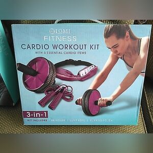 Lomi Fitness Cardio Workout Kit in Pink (New Years Resolution/ Or We Need This)